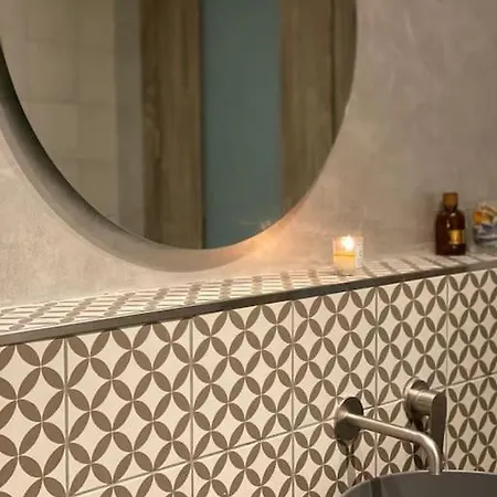 Cute Little Penthouse In The Heart Of *