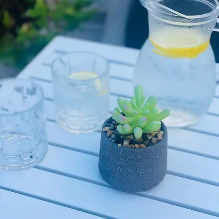 Διαμέρισμα Cute Little Penthouse In The Heart Of