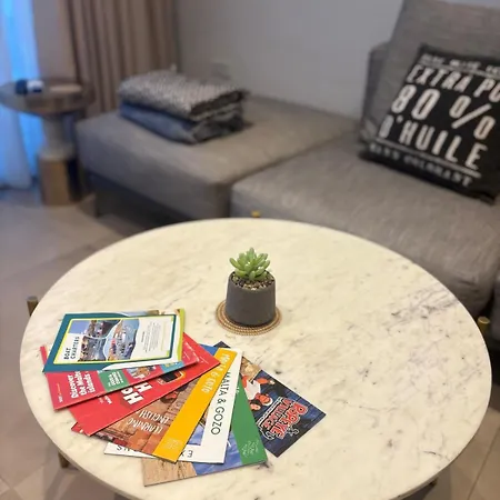 Cute Little Penthouse In The Heart Of