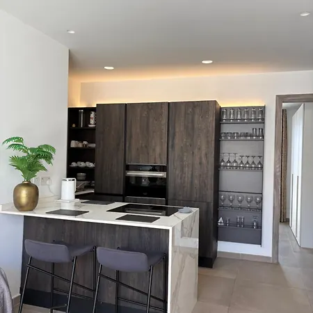 Cute Little Penthouse In The Heart Of