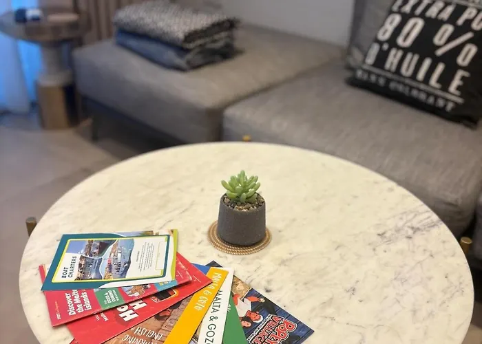 Cute Little Penthouse In The Heart Of